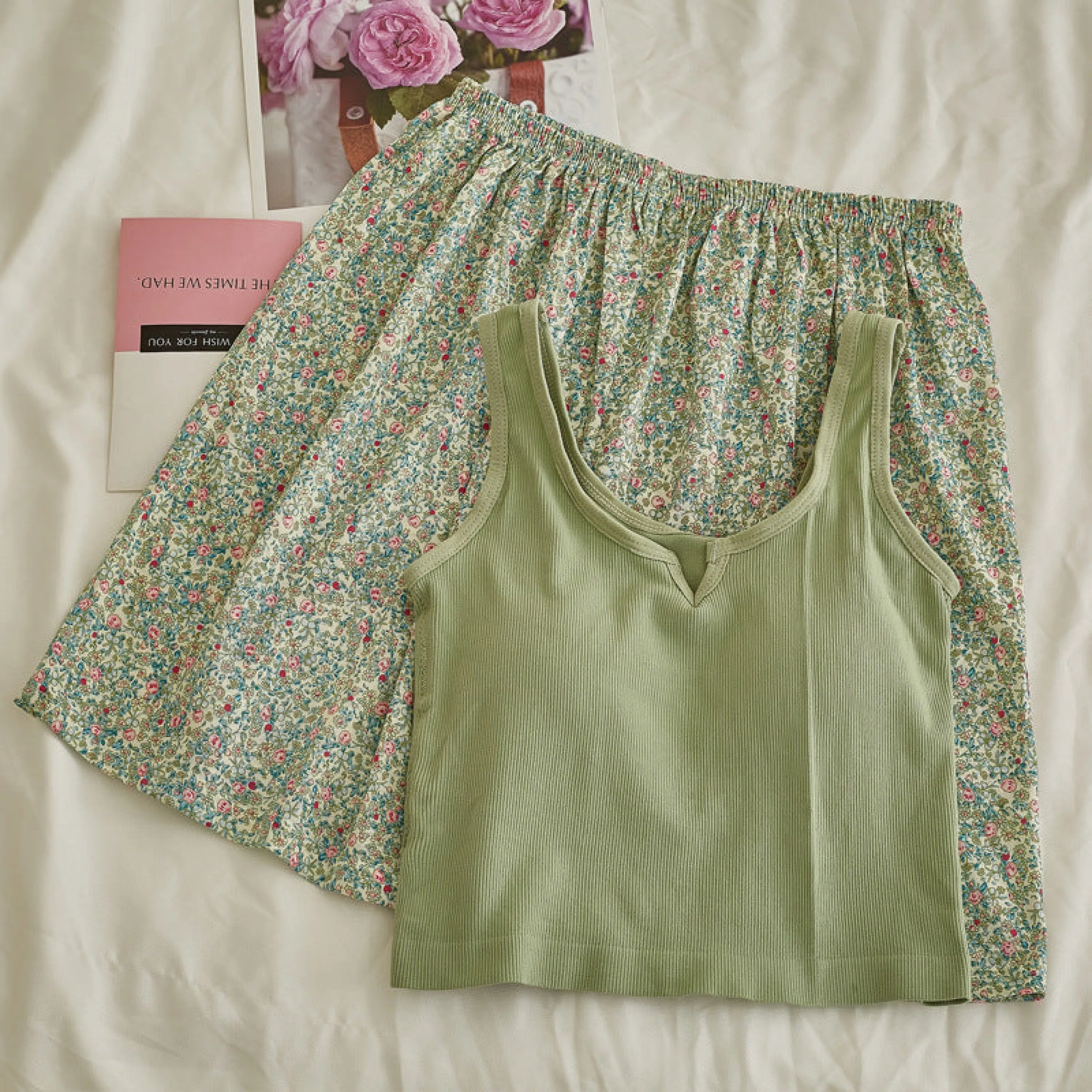 Comfy Padded Tank Shorts Set / Pink Floral