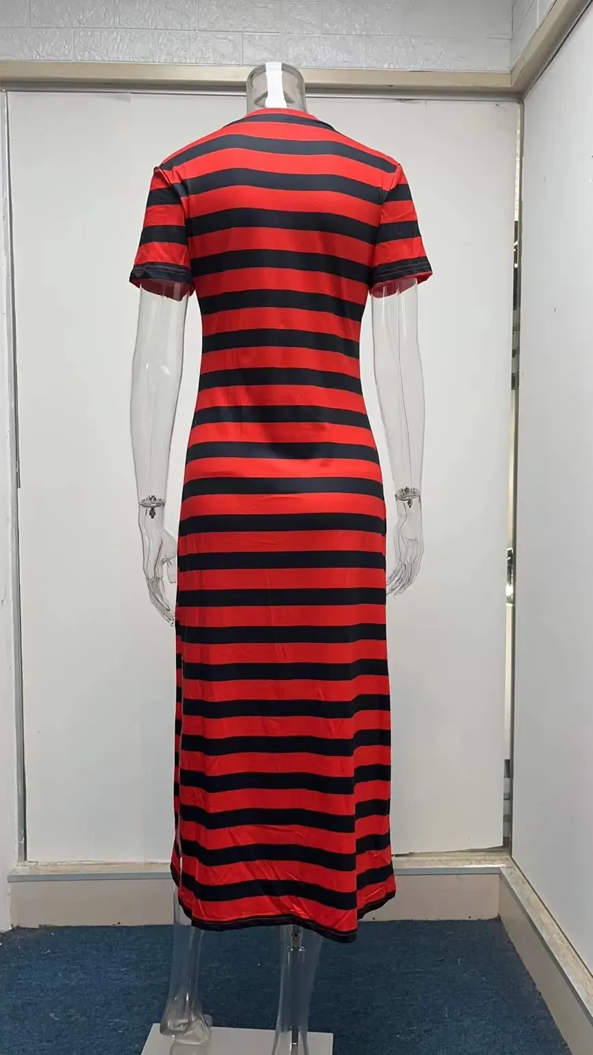 Tee Midi Dress with Side Slits for Outings